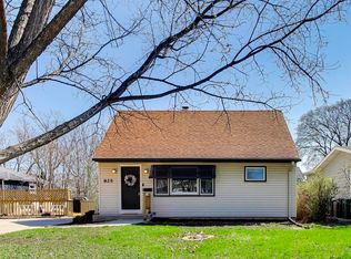 825 S Grace St, Lombard, IL