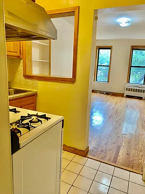 Rented by D H Realty & Management Inc | media 7