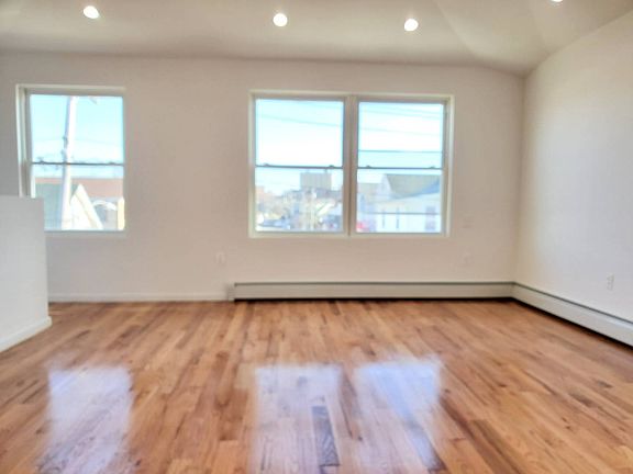 2nd image of 437 Beach 28th St Floor 2