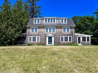 318 Salt Pond Rd, Blue Hill, ME 04614