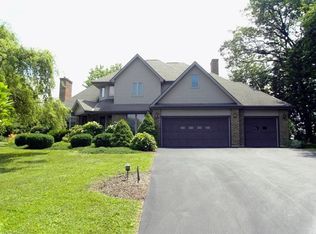 162 Oak Cir, Leesport, PA 19533