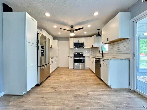 5th image of 3308 N Hendricks St