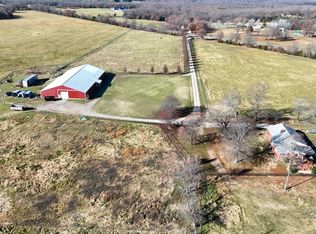 2533 Tracks Rd, Marshfield, MO 65706