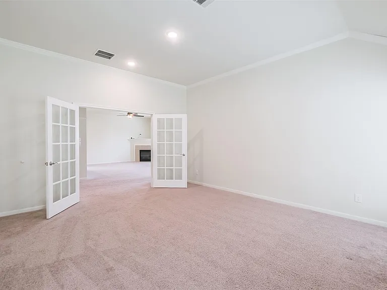 6811 Gonzales Point — Photo 27