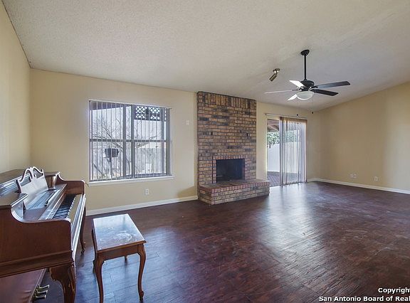 5th image of 5711 Fountainwood Dr