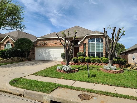 2nd image of 209 Crepe Myrtle Dr