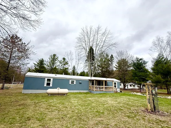 8638 E Remus Rd, Mount Pleasant, MI 48858