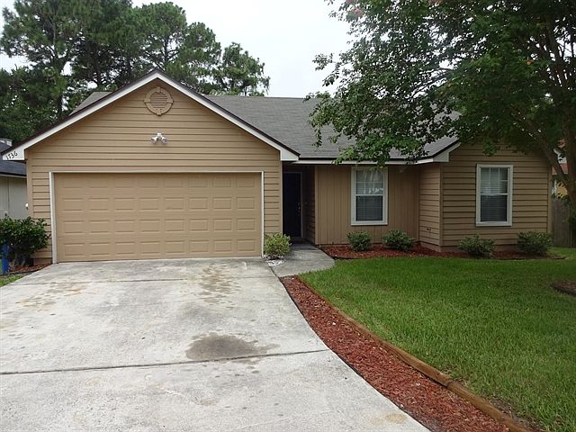1st image of 1736 Chandelier Cir W