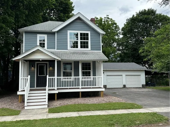 8 Delevan St, Auburn, NY 13021