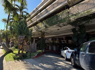 444 Niu St APT 806, Honolulu, HI 96815