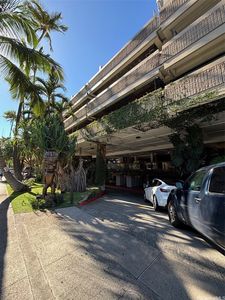 444 Niu St APT 806, Honolulu, HI, 96815