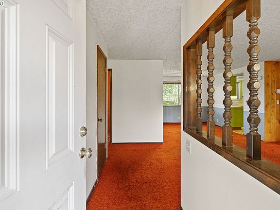2nd image of 8708 NE 37th Ave