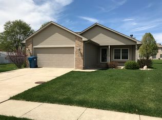 1563 Mid Court Dr, Bourbonnais, IL 60914
