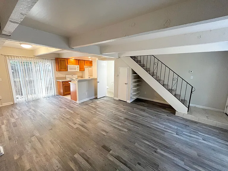 2608 Q Street — Photo 3