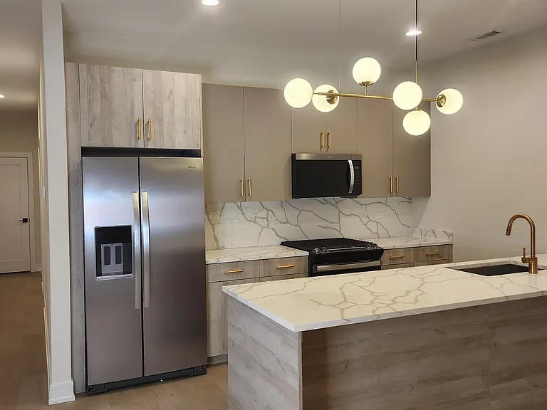 4625 S Michigan Ave #1 — Photo 7