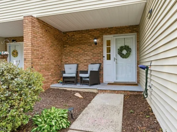 113 Saratoga Sq, Wayne Twp., NJ 07470