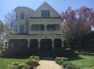 101 S Main St, Branford, CT 06405
