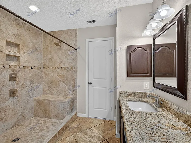 2607 Parkview Dr — Photo 12