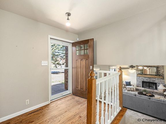 4th image of 7119 Cordova Dr