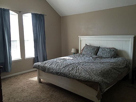 2nd image of 14017 Buckskin Dr