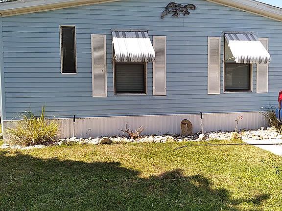 5th image of 51 White Feather Ln