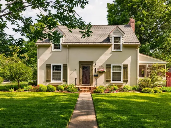 3324 SW 19th St, Topeka, KS 66604