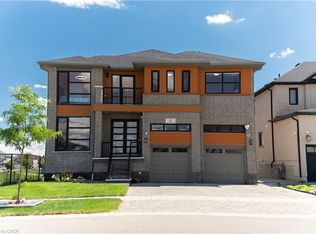 42 Grandville Cir, Brant, ON N3L 0A7