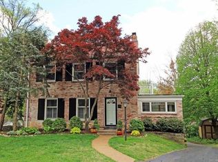 28 Nolan Dr, Saint Louis, MO 63122