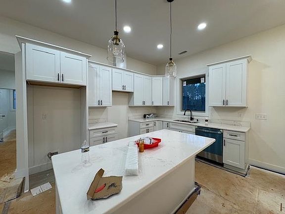 5th image of 187 Susans Rd