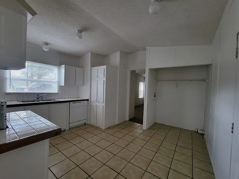 596 Trollingwood Hawfields Rd — Photo 8