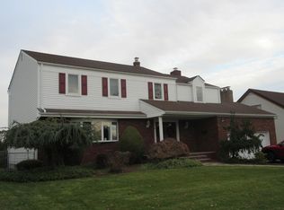 24 Trella Ter, Clifton, NJ 07013