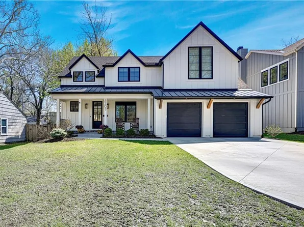 5203 W 71st Ter, Prairie Village, KS 66208