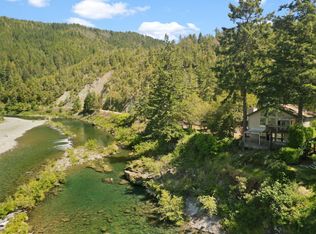 370 Douglas Park Rd, Crescent City, CA