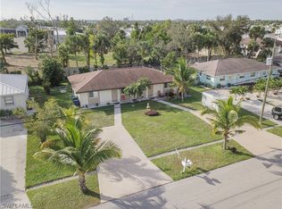17316/318 Whitewater Ct, Fort Myers Beach, FL 33931