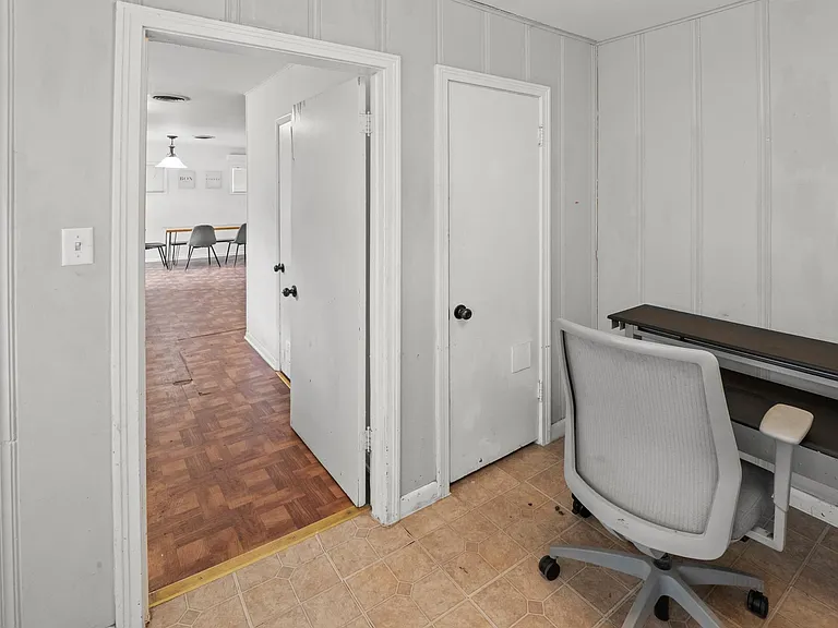 6208 Walnut Hills Dr — Photo 13