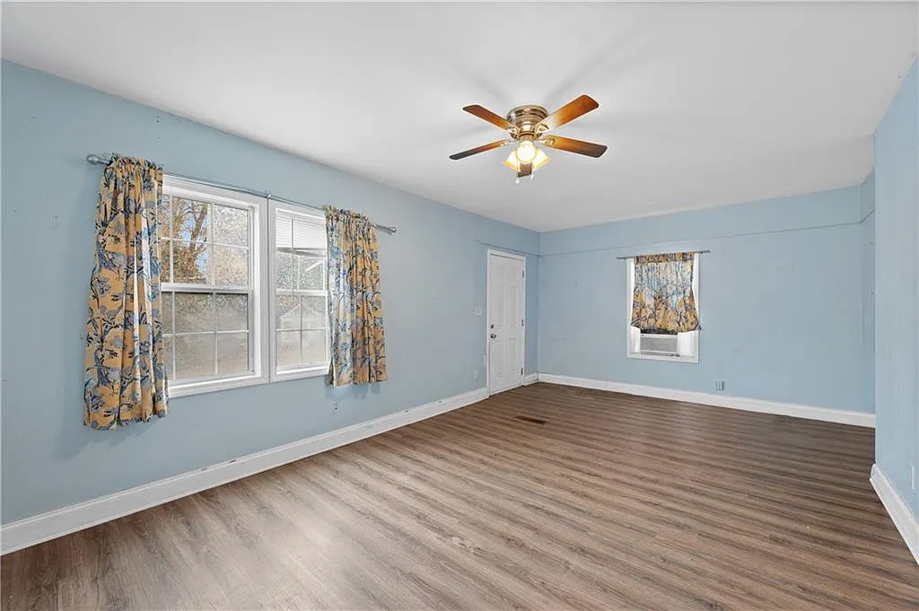 3 bed, 2.0 bath, 1200 sqft, $1,450 — Photo 4