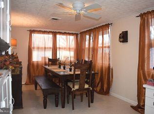 1402 Gleason St, Silver Spring, MD 20902