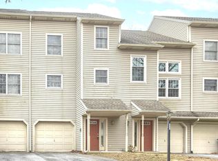 8557 Adams Ct, Hummelstown, PA 17036