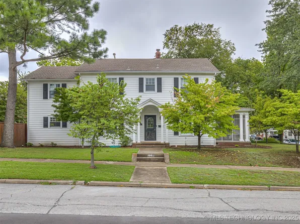 2102 E 17th St, Tulsa, OK 74104