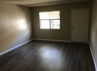 1046 W Morton Ave APT 5, Porterville, CA 93257