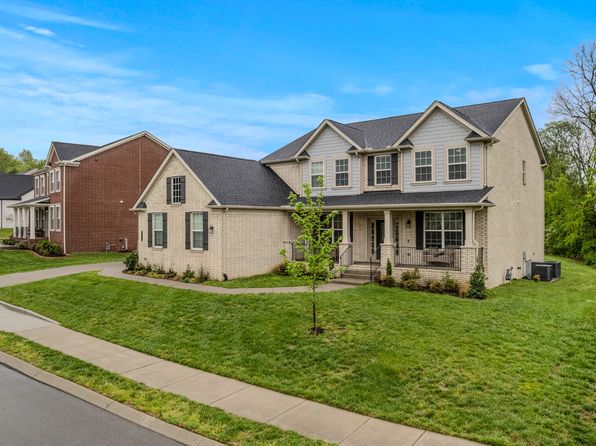 3032 Oxford Dr, Mount Juliet, TN 37122