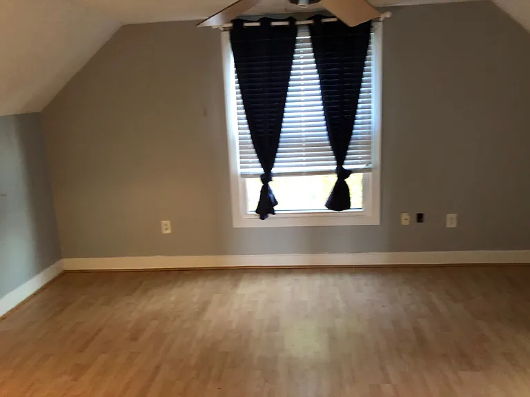 Rainbow Bedroom 2_05292019