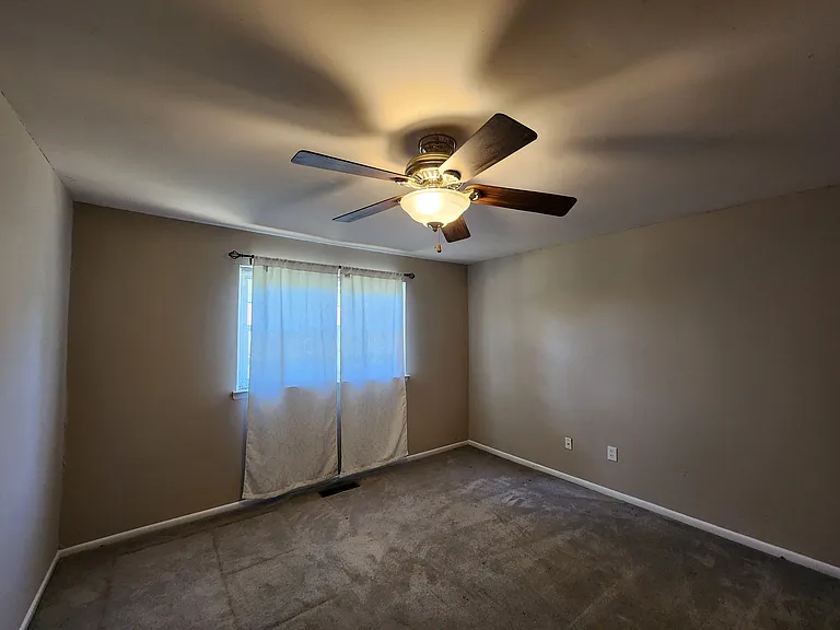 1344 Rolling Glen Dr — Photo 9