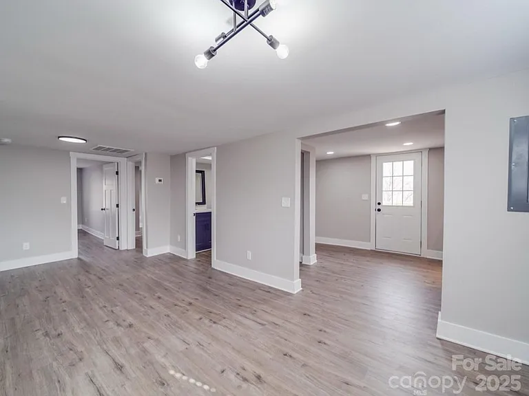 903 W End Ave #905 — Photo 14