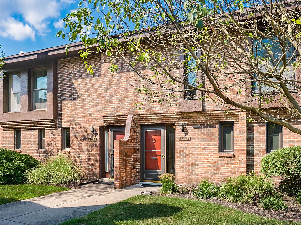 1st image of 2802 Churchill Dr #33