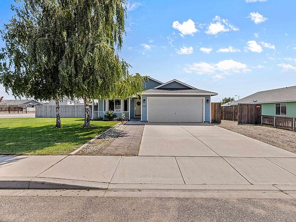4th image of 4215 Duroc Ln