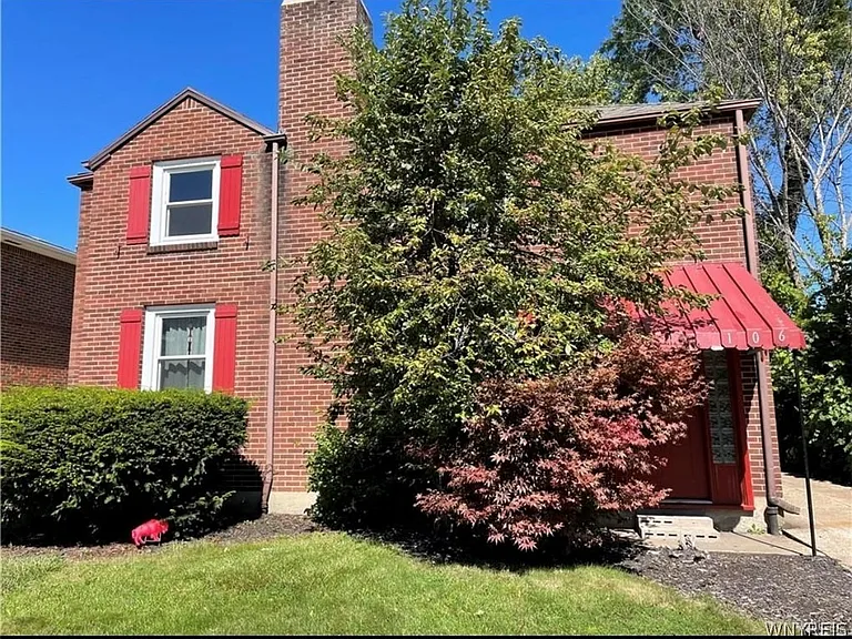 106 E Morris Ave #UPPER — Photo 1
