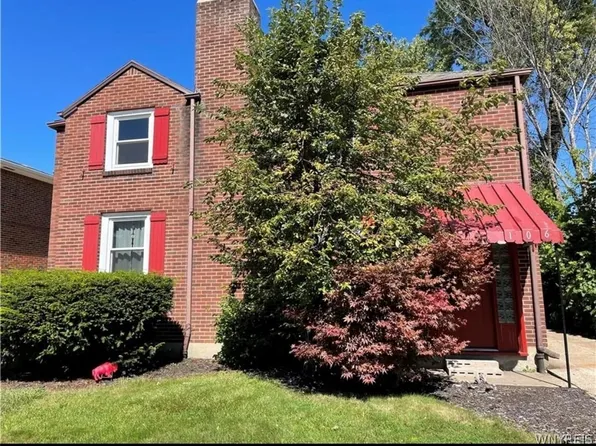 106 E Morris Ave, Buffalo, NY 14214
