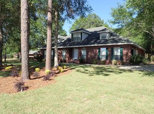 5855 Hunting Meadows Dr, Crestview, FL 32536