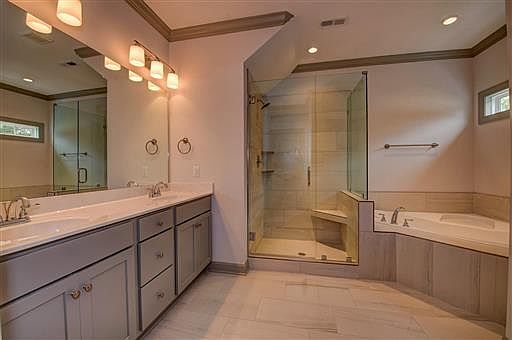 4th image of 2342 N Tennessee Blvd APT 1004